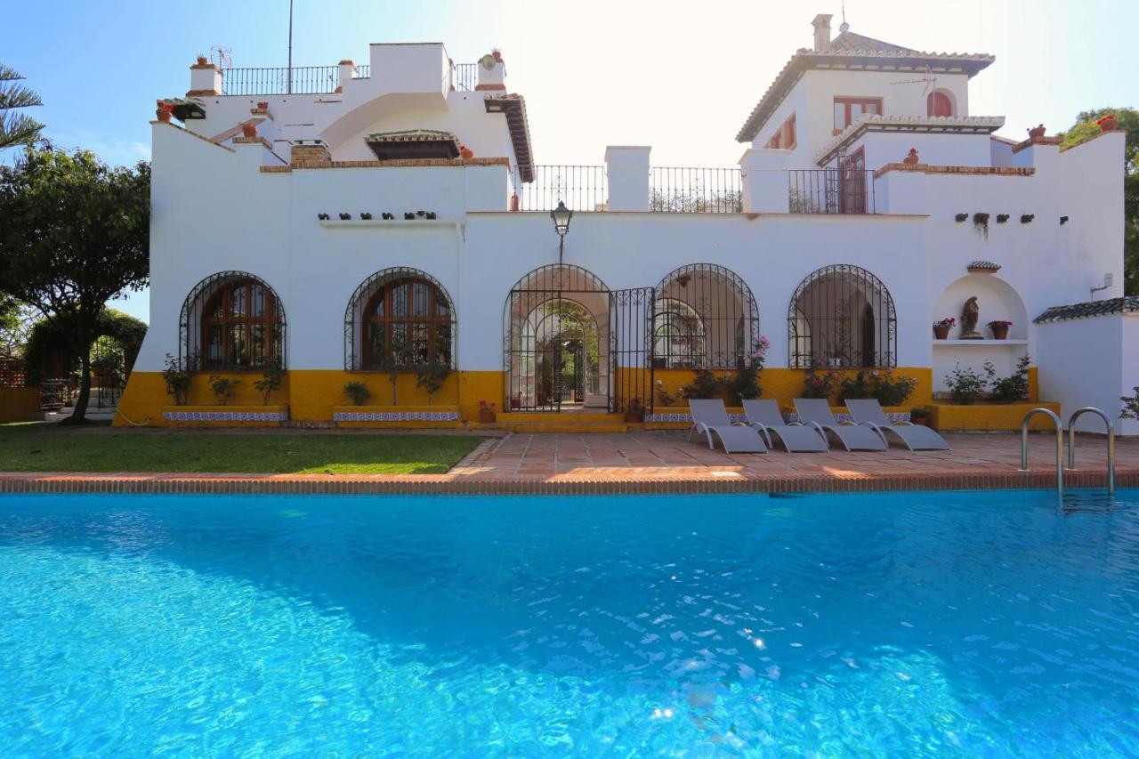 Villa Clavero Five Premium Apt Málaga Eksteriør billede